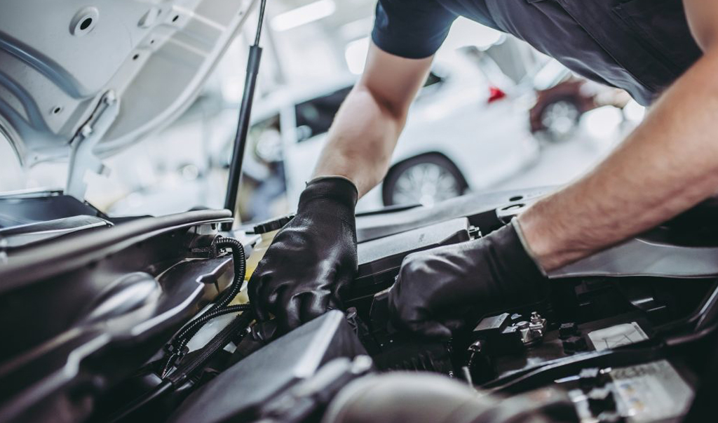 Venkateshewara Car Engine Servie